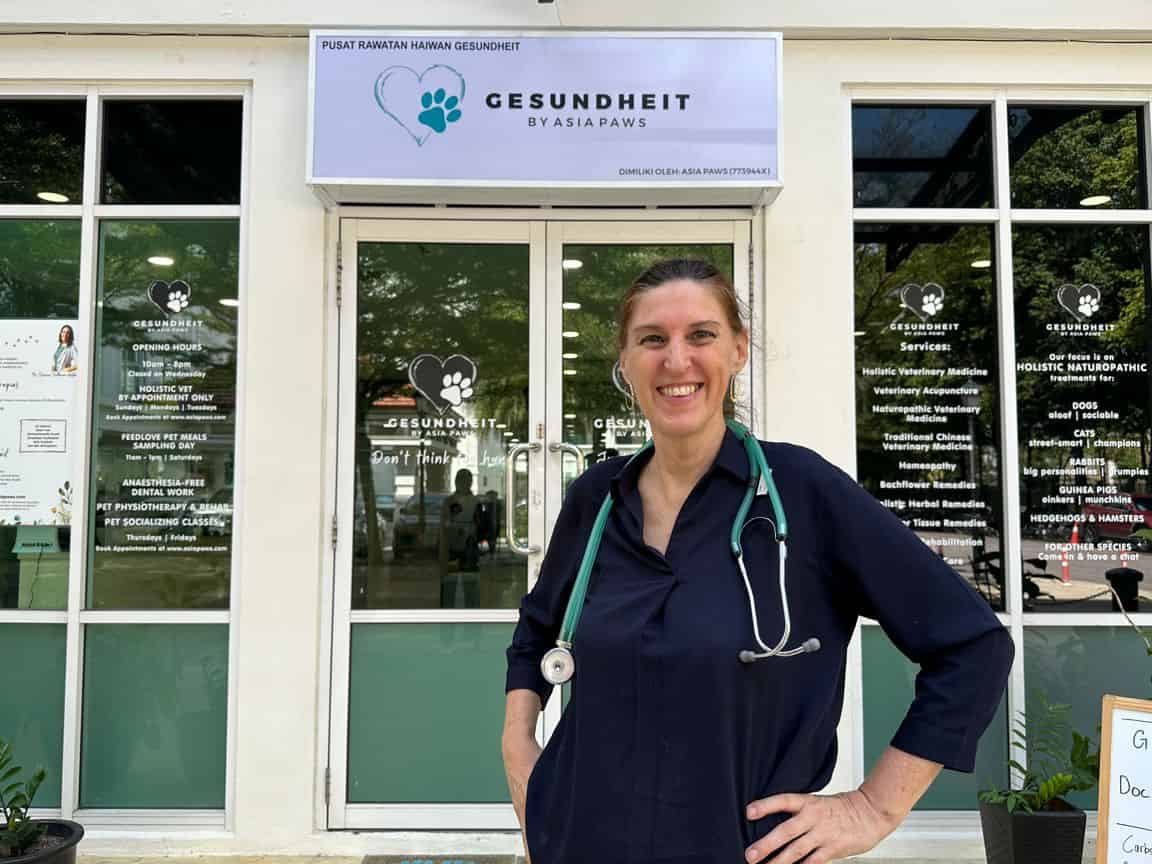 Asia Paws by Dr Susanna Penang 1 asia paws by dr susanna penang