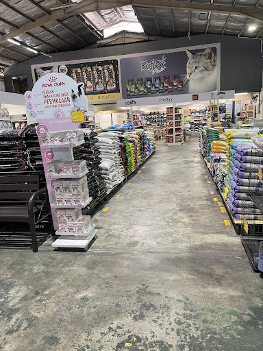 Betta Pets Sdn Bhd (Ayer Keroh) Betta Pets Sdn Bhd (Ayer Keroh)