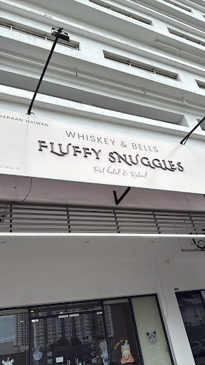 Whiskey & Bells Fluffy Snuggles Pet Hotel
