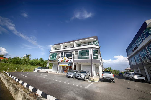 PUTRA CAT HOTEL SERVICE LAWAS