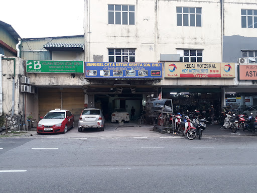 Bengkel Cat & Ketuk Kereta
