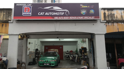 Kedai cat kereta and ketuk body
