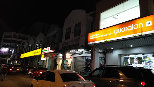 GUARDIAN JALAN NIAGA, KOTA TINGGI