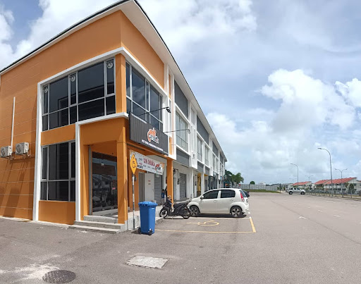 Cats Box Petshop, Boarding & Grooming