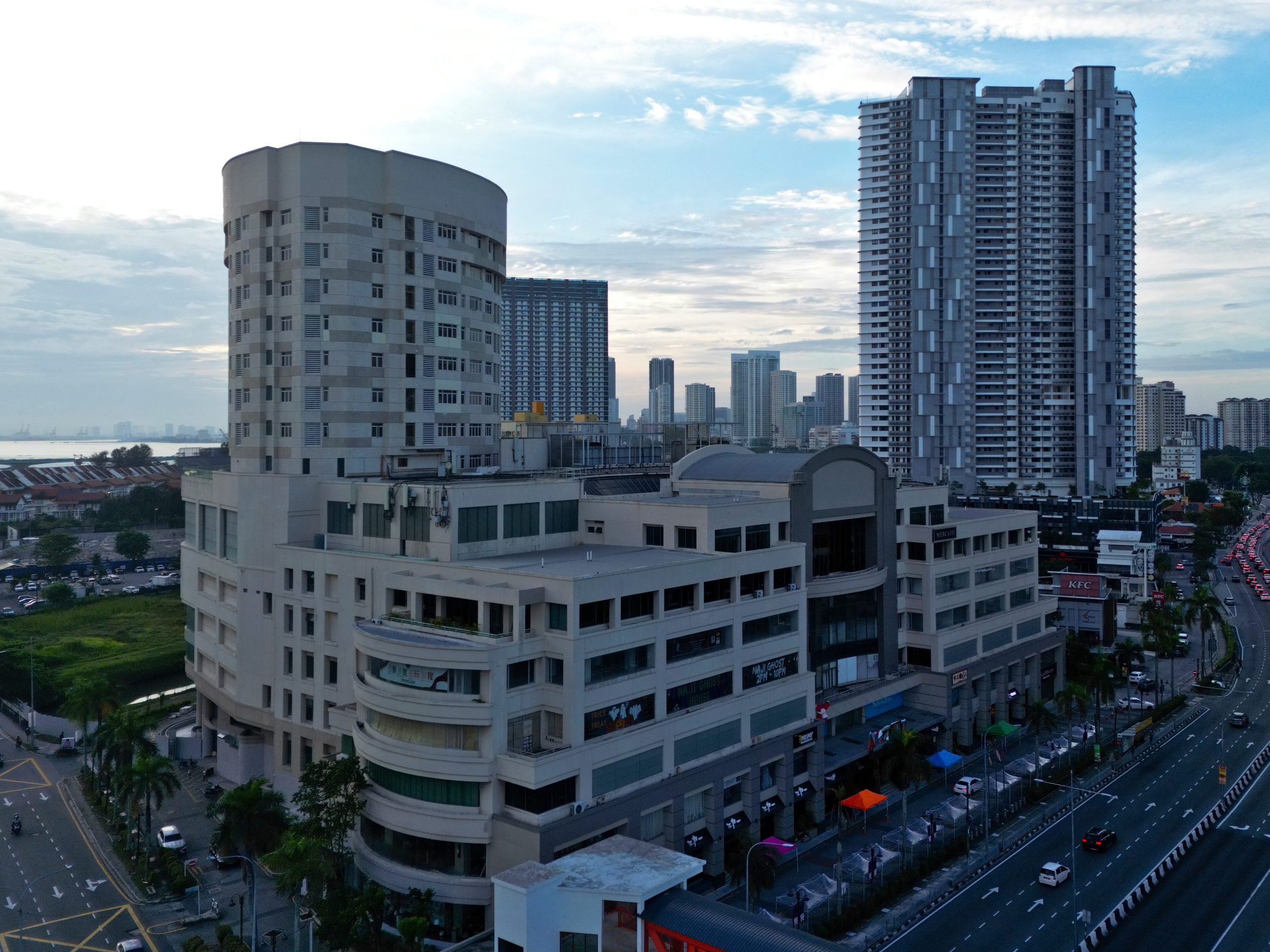 Mercato Island 88 1 mercato island 88 scaled