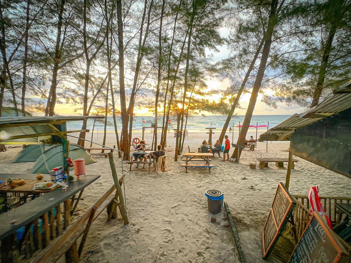 Secret Place Cafe And Camping 1 secret place cafe and camping